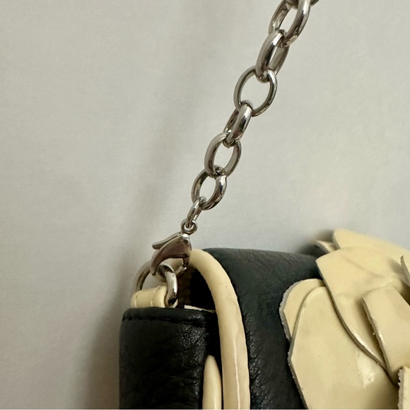 Vintage Brighton Leather Mini Stitched Flower Adjustable Crossbody Purse - Picture 6 of 16